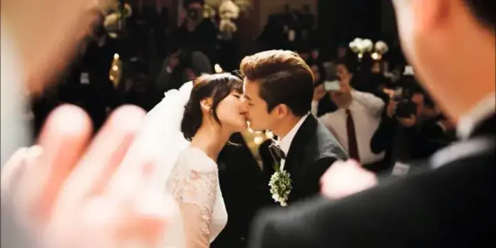 Giải Mã Giấc Mơ Thấy Người Yêu Hôn Mình: Tâm Lý Học Và Lời Giải Cho Nội Tâm