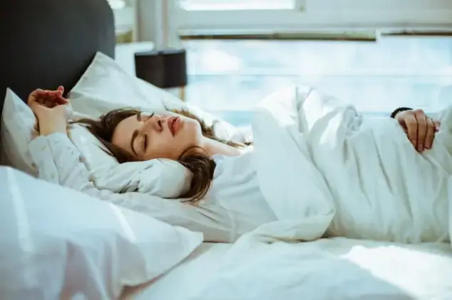 Giải Mã Giấc Mơ Thấy Quan Hệ Với Người Lạ: Ý Nghĩa Tâm Linh Và Góc Nhìn Khoa Học