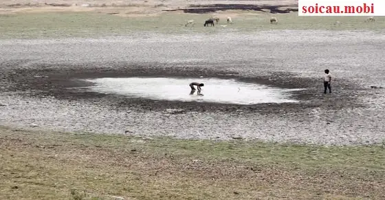 Giải Mã Giấc Mơ Thấy Sông Nước: Ý Nghĩa Và Những Con Số May Mắn Đằng Sau