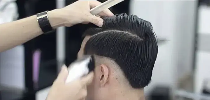 Giải Mã Giấc Mơ Tóc Dài Ra: Thông Điệp Ẩn Chứa Đằng Sau Mái Tóc Trong Chiêm Bao