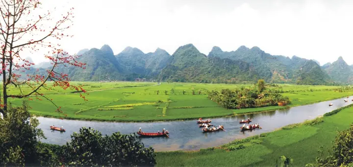 Xuân Về Trẩy Hội Chùa Hương