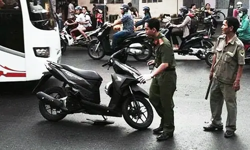 'trong Ba Lô Người Bị Chém Gần Lìa Tay Có Mã Tấu' Nóng Trên Vitalk ...