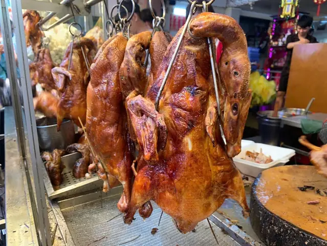 Top 5 Địa Chế Heo Quay, Vịt Quay Ngon, Uy Tín Chuyên Dùng Để Cúng Cô Hồn