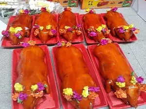 Heo Quay Cúng Tổ Ngành: Lễ Vật Không Thể Thiếu Cho Lòng Thành Kính Tổ Tiên