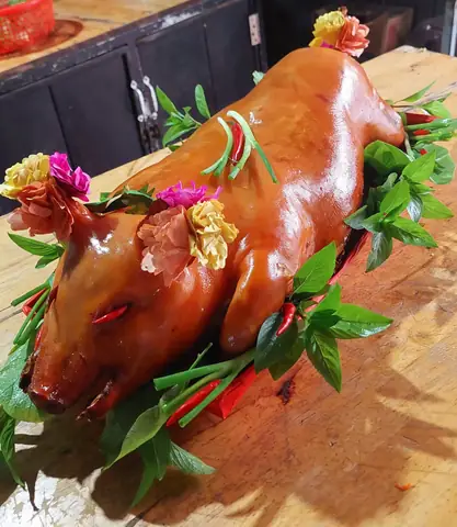 Top 5 Địa Chỉ Heo Quay Sữa Cúng Giỗ Ngon, Uy Tín Nhất Bình Dương