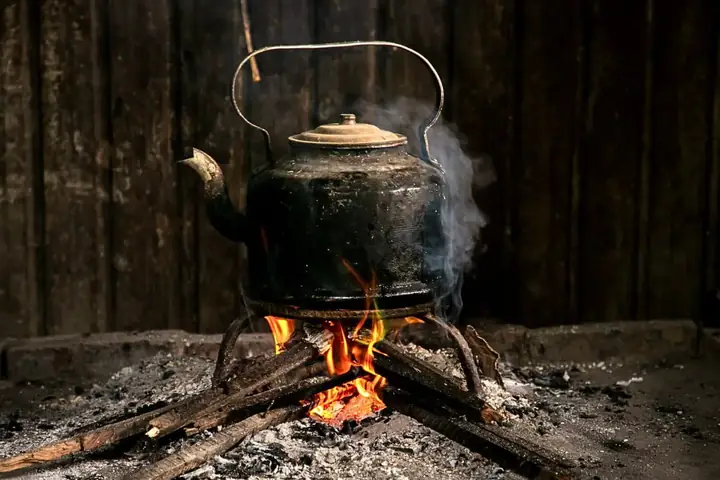 “một Bếp Lửa Ấp Iu Nồng Đượm” | Tạp Chí Sông Lam