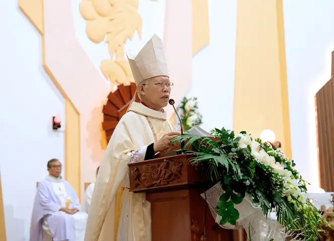 Hình Ảnh Thánh Lễ Tạ Ơn Và Tất Niên Của Hai Giáo Hạt Nha Trang Và ...