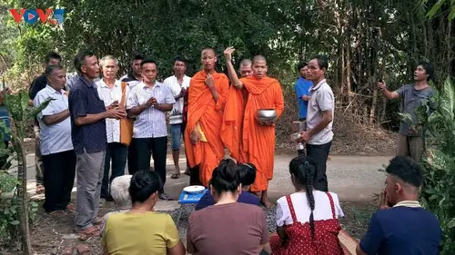 Độc Đáo Lễ Hội Đom Lơng Néak Tà Của Đồng Bào Khmer Ở Trà Vinh