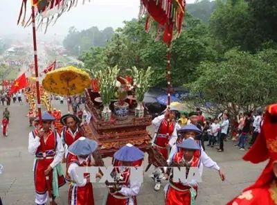 Lễ Rước Kiệu, Dâng Lễ Vật Cung Tiến Tổ Tiên Tại Khu Di Tích Lịch Sử Đền ...