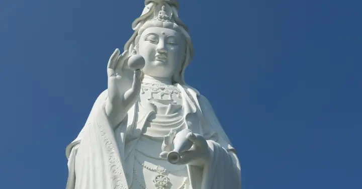 Sự Phổ Biến Và Ảnh Hưởng Của Hình Phật Mẹ Quan Âm