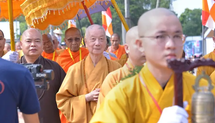 Đức Pháp Chủ Ghpgvn Quang Lâm Học Viện Phật Giáo Nam Tông ...