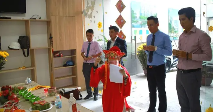 Văn Khấn Cúng Tất Niên Tại Công Ty, Cơ Quan 2025 Chuẩn Nhất