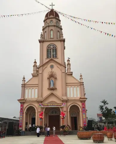 Khánh Thành Nhà Thờ Và Cung Hiến Bàn Thờ Giáo Họ Hộ Độ (giáo Xứ ...