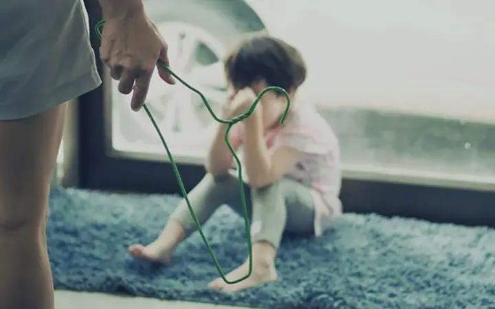 Điều Cần Làm Khi Nghi Có Bạo Hành Ở Gia Đình Hàng Xóm | Vietcetera