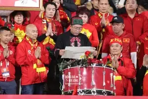 “thầy Cúng Giải Bùa Thái” Viral Cõi Mạng: Tuyển Việt Nam Thắng ...