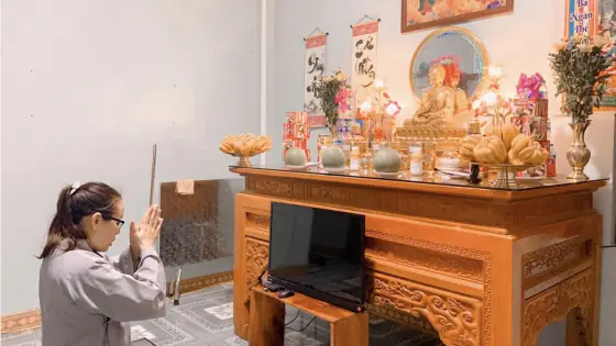 Review Kinh Cầu Siêu Cúng Mẹ: Câu Chuyện Vượt Qua Khổ Đau, Nguồn Năng Lượng Từ Bi