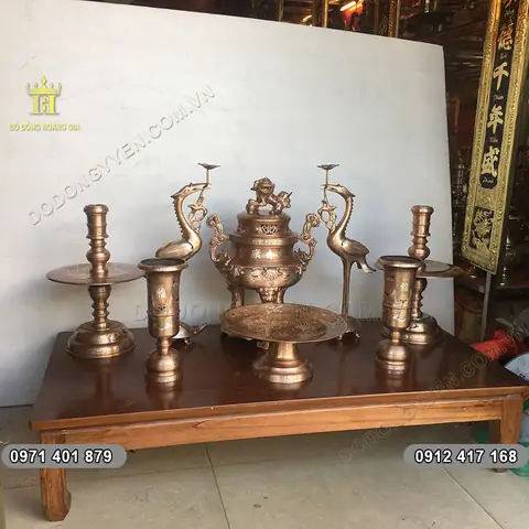 Kinh Nghiệm Chọn Mua Đồ Đồng Thờ Cúng: Bỏ Túi 3 Tiêu Chí Vàng Để Tránh Mua Lầm Hàng Giả, Hàng Kém Chất Lượng