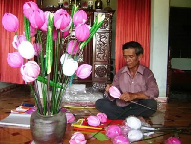 Hơn 400 Năm Thanh Tiên - Hoa Giấy Thờ Cúng