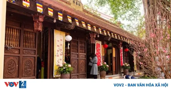 Văn Minh Đi Lễ Chùa: Lấy Đẹp Dẹp Xấu