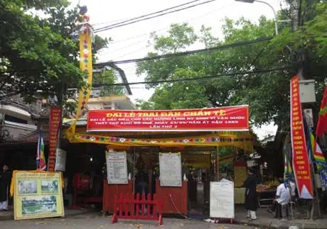 Lễ Cúng Âm Hồn Ở Huế - Nhớ Lại Một Sự Kiện Bi Hùng