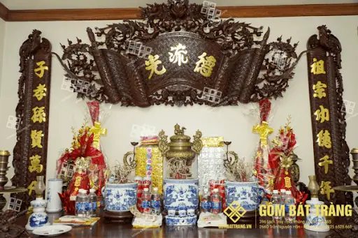 Bàn Thờ Gia Tiên Miền Bắc Truyền Thống Đầy Đủ Gồm Những Gì ...