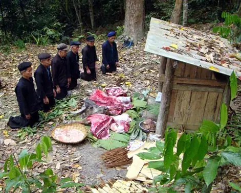 Lễ Cúng Thần Rừng Của Người Nùng Hoàng Su Phì - Báo Hà Giang ...