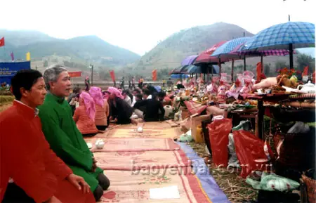 Độc Đáo Lễ Hội Lồng Tồng Tú Lệ Ở Yên Bái