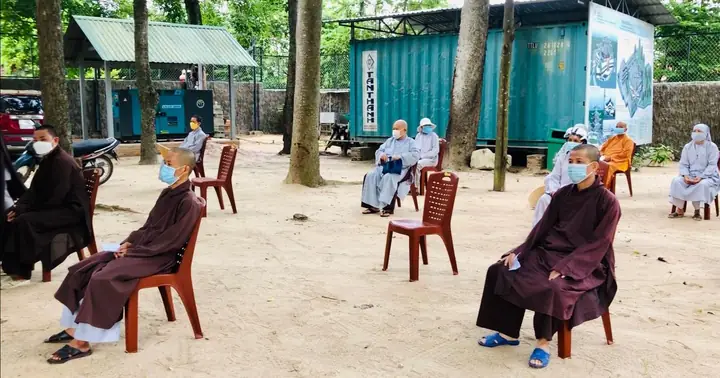 Viện Chuyên Tu Cúng Dường Thực Phẩm Đến 200 Chùa, Tịnh Thất Tại ...