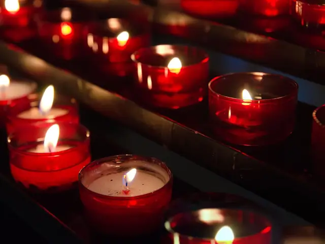 10+ Lời Cầu Nguyện Cho Người Mất Theo Phật Giáo Và Công Giáo