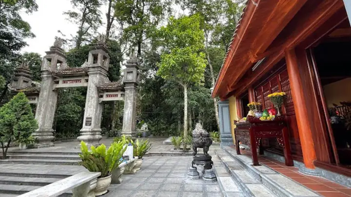 Mẫu Cửu Trùng Thiên - Ngôi Đền Thờ Mẫu Nổi Tiếng Tại Ba Vì | Xanh ...