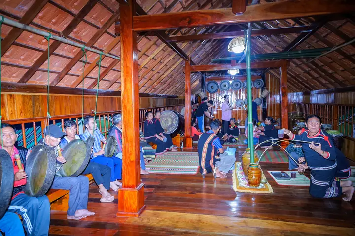 Lễ Cúng Nhà Dài