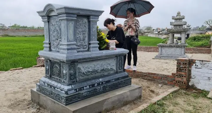 Văn Khấn Chiêu Hồn Nhập Mộ 2025, Nghi Thức Và Lễ Vật Đầy Đủ