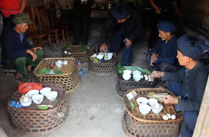 Độc Đáo Lễ Cúng Rừng Của Người Hà Nhì – Bát Xát Lào Cai - Du Lịch ...