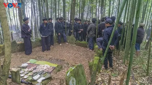 Độc Đáo Lễ Cúng Rừng “ Gạ Ma Do” Của Người Hà Nhì Đen