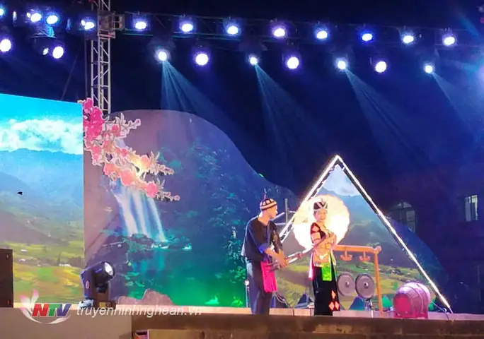 Cẩm Nang Chuẩn Bị Lễ Cúng Táo Quân: Nghi Thức, Văn Khấn Và Những Lưu Ý Quan Trọng