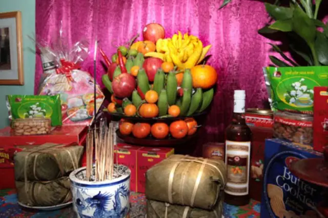 Giấy Công Đức Cũng Không Đặt Lên Ban Thờ