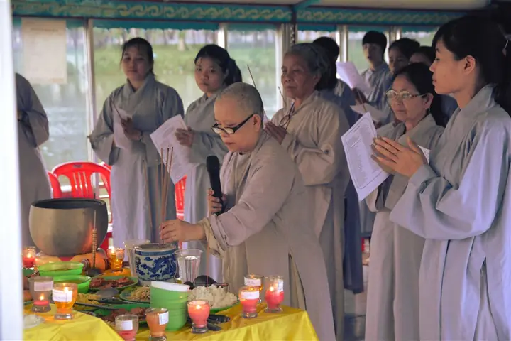 Huế: Lễ Phóng Sinh Cuối Tháng 5 | Thiền Tôn Phật Quang