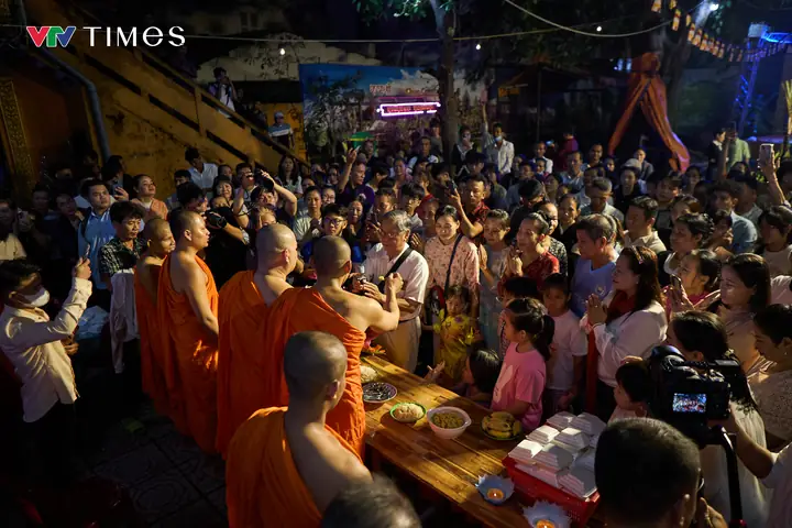 Không Khí Lễ Cúng Trăng Ok Om Bok Trong Ngôi Chùa Khmer Giữa Tp Hồ Chí Minh- Ảnh 1.