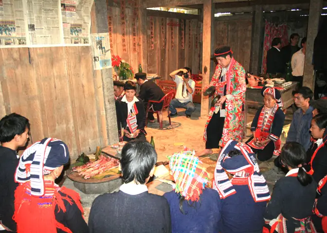 Đặc Sắc Lễ Hội Quỹa Hiéng Của Người Dao Hoàng Su Phì - Báo ...