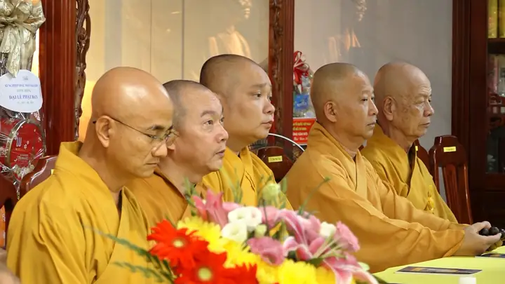 Lễ Sớt Bát Cúng Dường: Ý Nghĩa, Quy Trình Và Những Điều Phật Tử Cần Biết