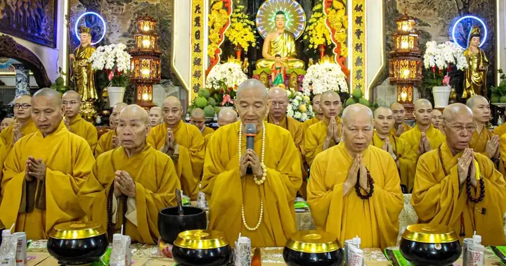 Lễ Sớt Bát Cúng Dường Tại Trường Hạ Tổ Đình Phổ Quang (q.phú ...