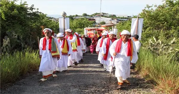 Đồng Bào Chăm Tại Ninh Thuận Vui Lễ Katê Tại Tháp Pô Klong Garai ...