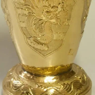 Top Lộc Bình Phong Thủy Tốt Nhất Cho Gia Chủ Việt