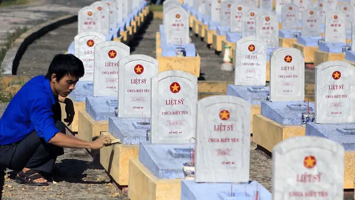 Chế Độ Thờ Cúng Liệt Sĩ: Điều Kiện, Hồ Sơ Và Thủ Tục Hưởng