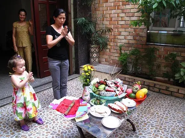 Lưu Ý Khi Cúng Mùng 1 Và Rằm Hàng Tháng Bạn Tránh "tai Họa"