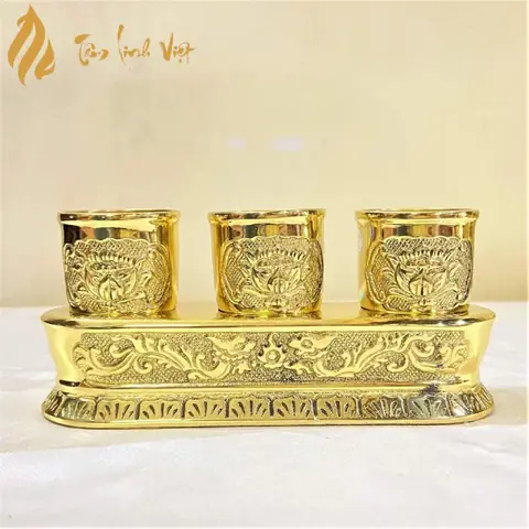 Ly Nước Cúng Ông Địa: Ý Nghĩa, Cách Chọn Và Bài Thơ Khấn Đúng