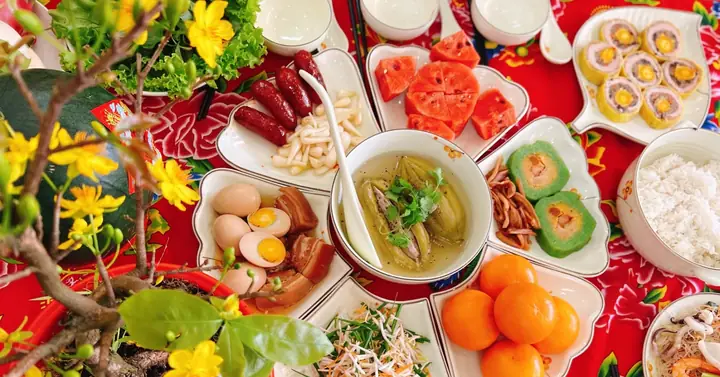 Mâm Cúng Tất Niên Tết Ất Tỵ 2025 Đầy Đủ Theo Phong Tục Cổ Truyền