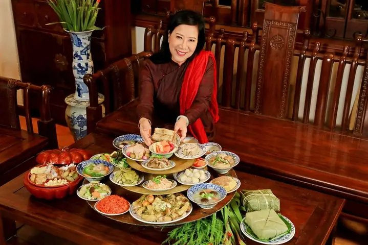 Cẩm Nang 3 Miền: Khám Phá Vẻ Đẹp Văn Hóa Trong Mâm Cơm Cúng Ông Bà Tổ Tiên