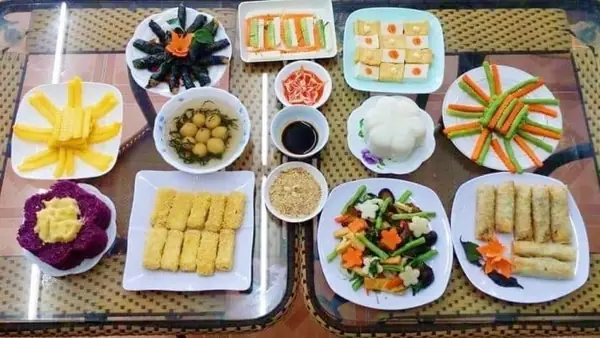 Cẩm Nang Chuẩn Bị Mâm Cúng Chay Về Nhà Mới Đầy Đủ Ý Nghĩa