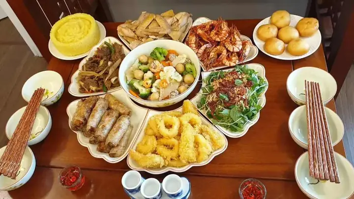 Mâm Cúng Mùng 1 Tết: Cẩm Nang Chuẩn Bị Và Ý Nghĩa Văn Hóa Sâu Sắc